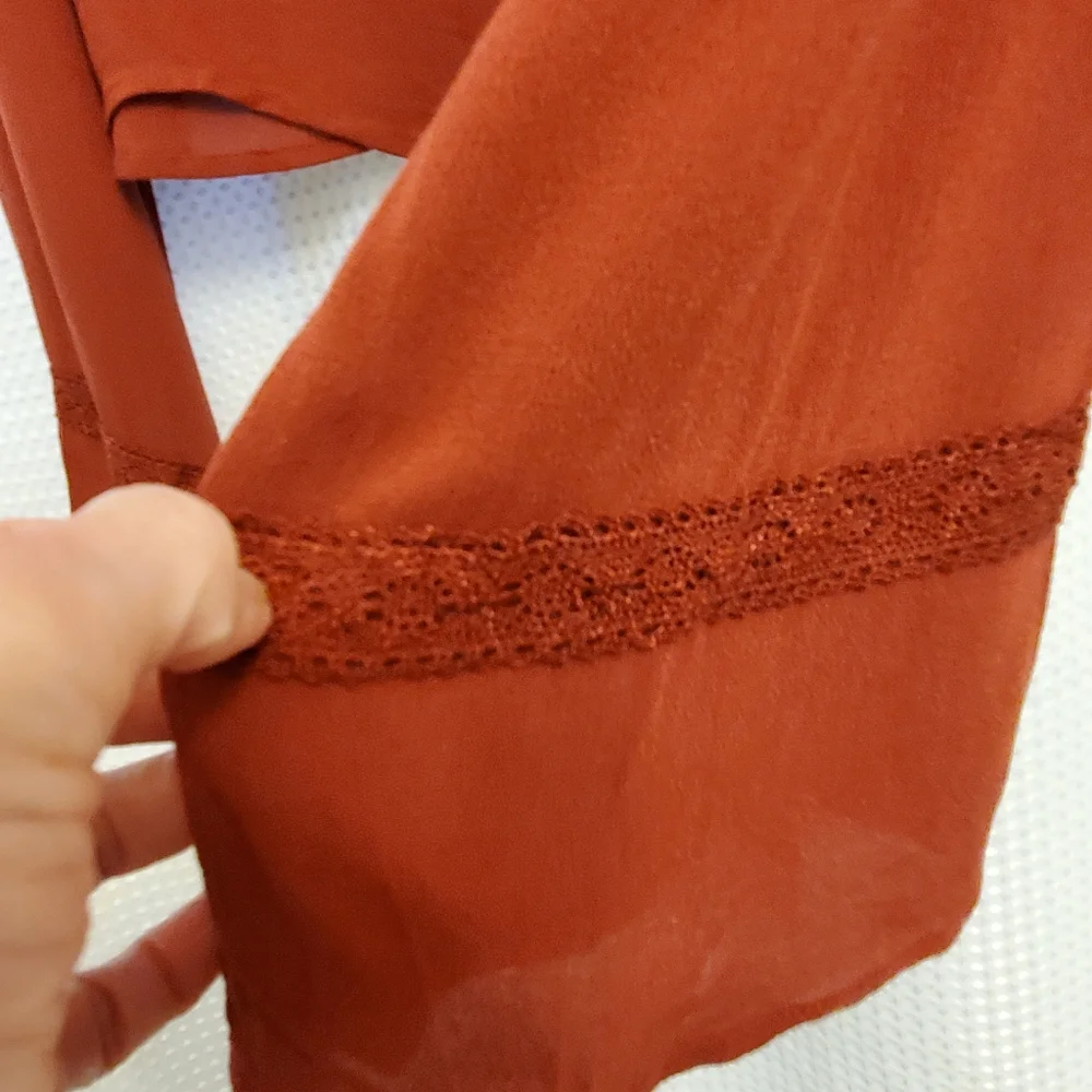 Freshman rosewood colored front tie top - Picture 4 of 9